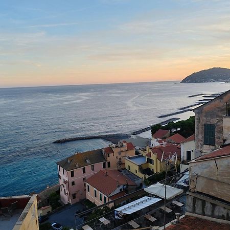 Appartamento Vista Mare Albenga Exterior photo