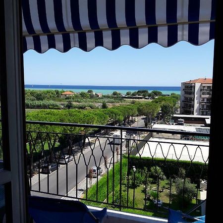 Appartamento Vista Mare Albenga Exterior photo