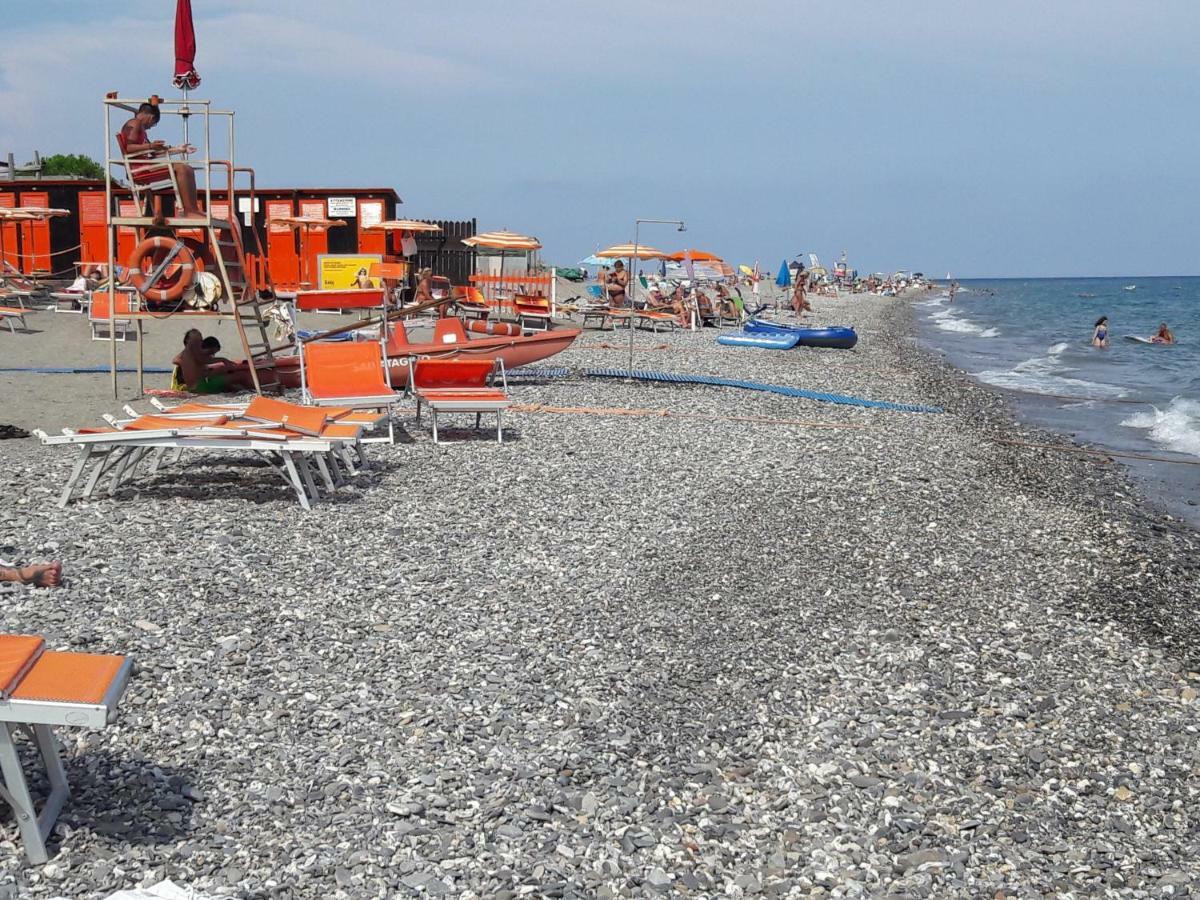 Appartamento Vista Mare Albenga Exterior photo